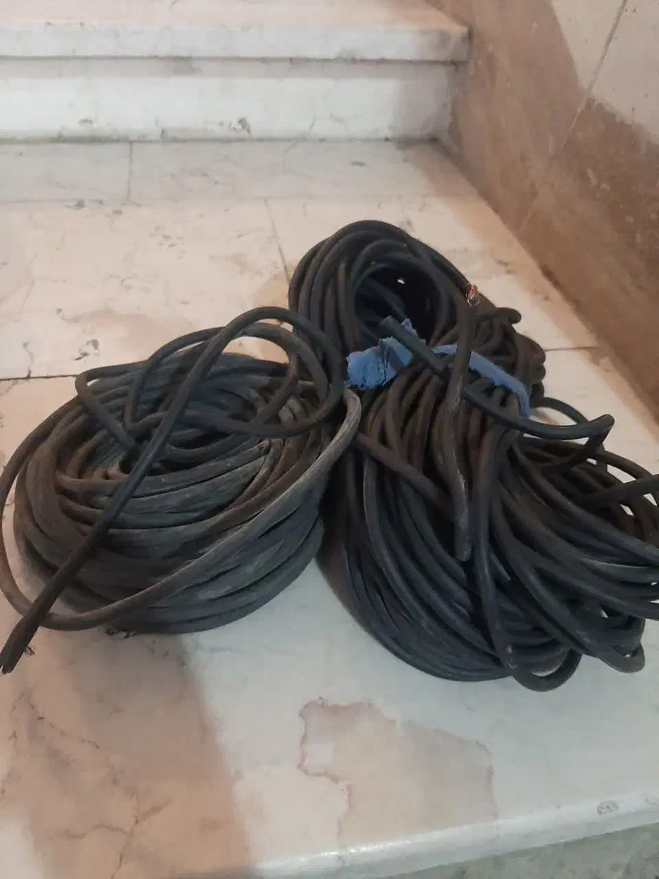 سیم برق.|حراج|اندیشه, اندیشه فاز ۱|دیوار