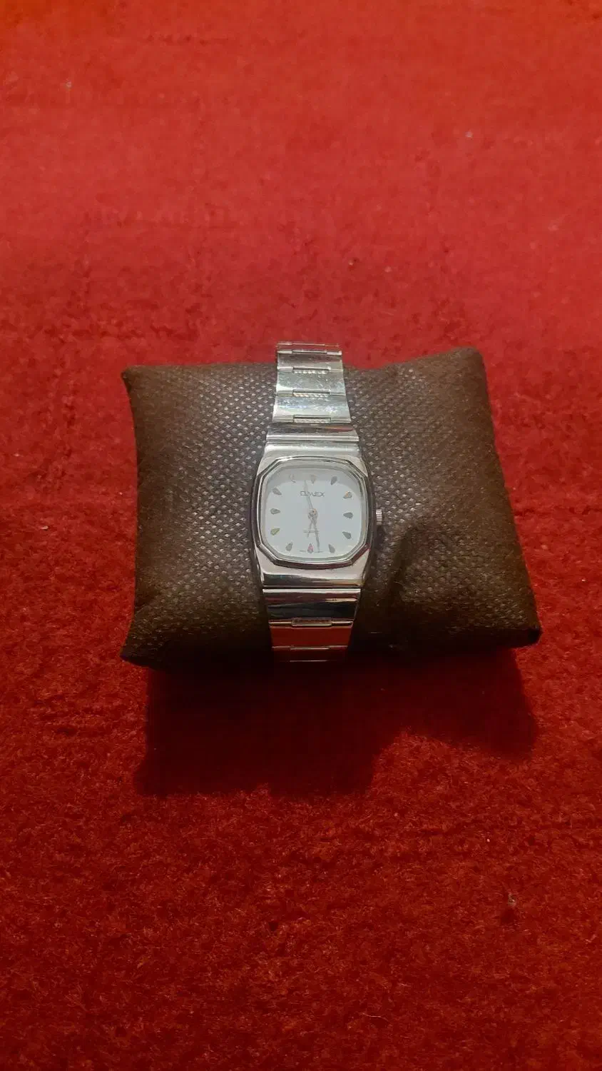 ساعت مچی نو با جنس عالی|ساعت|تبریز, |دیوار