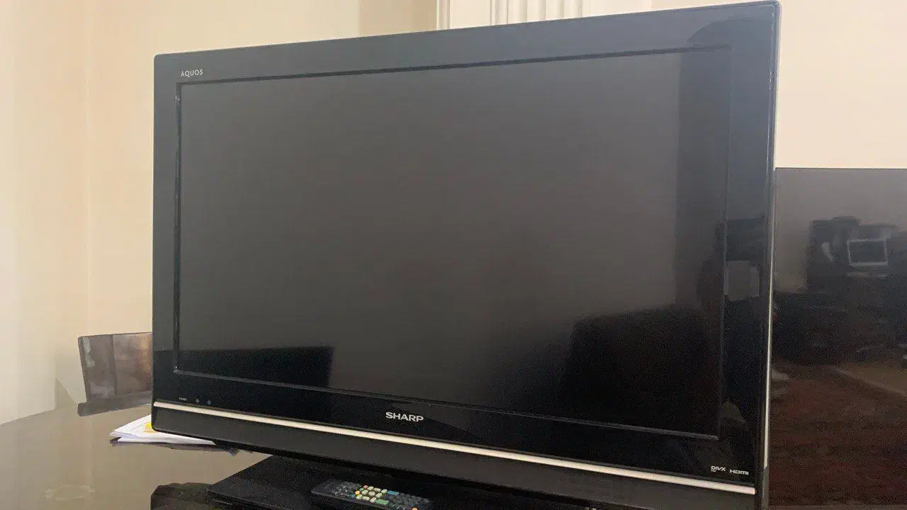 ال سی دی ۳۲ شارپ|تلویزیون و پروژکتور|تهران, بلوار کشاورز|دیوار