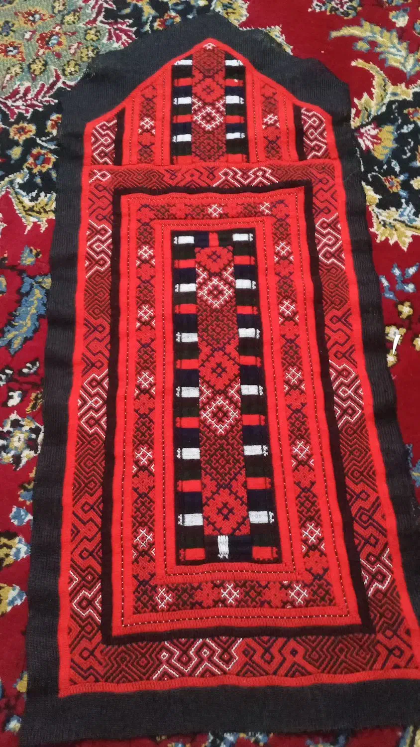 زی استین|لباس|ایرانشهر, |دیوار