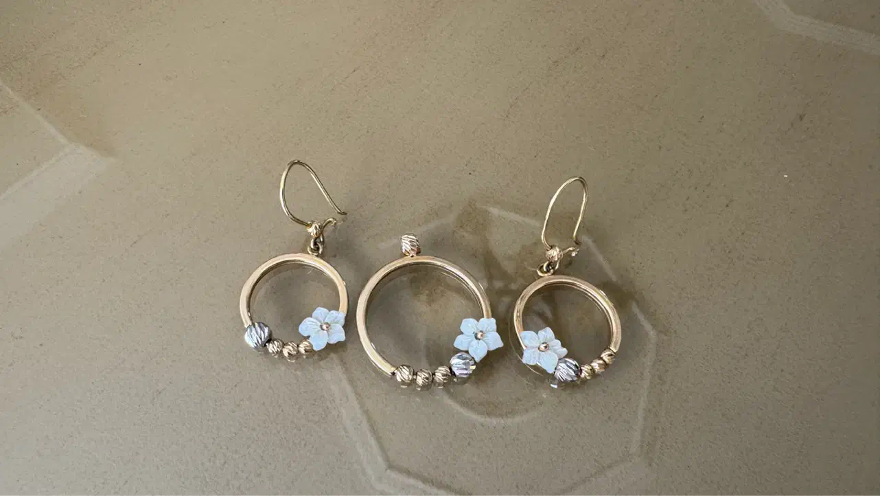 نیم ست گل درحدنو|جواهرات|اندیشه, اندیشه فاز ۳|دیوار