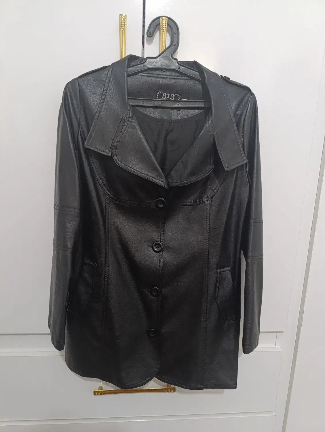 مانتو|لباس|تربت جام, زیباکنار|دیوار