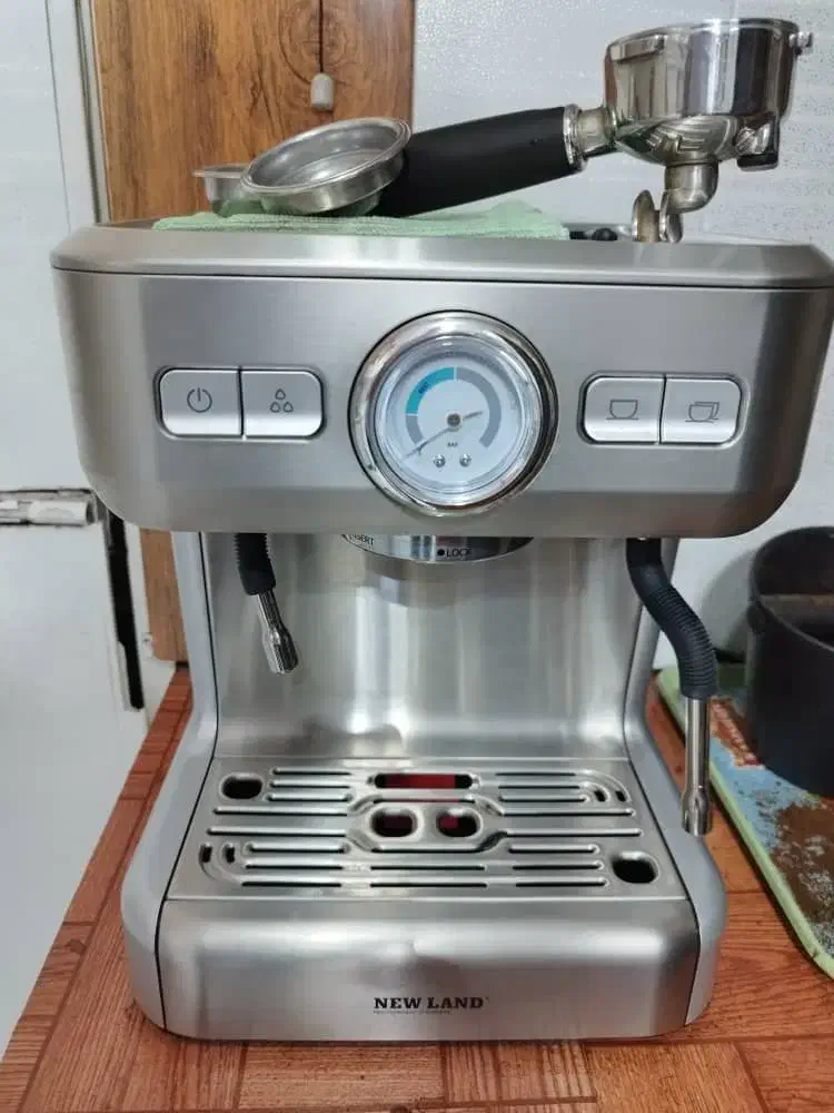 اسپرسو ساز نیمه صنعتی NEW LAND|سماور، چایساز، قهوهساز|قشم, |دیوار