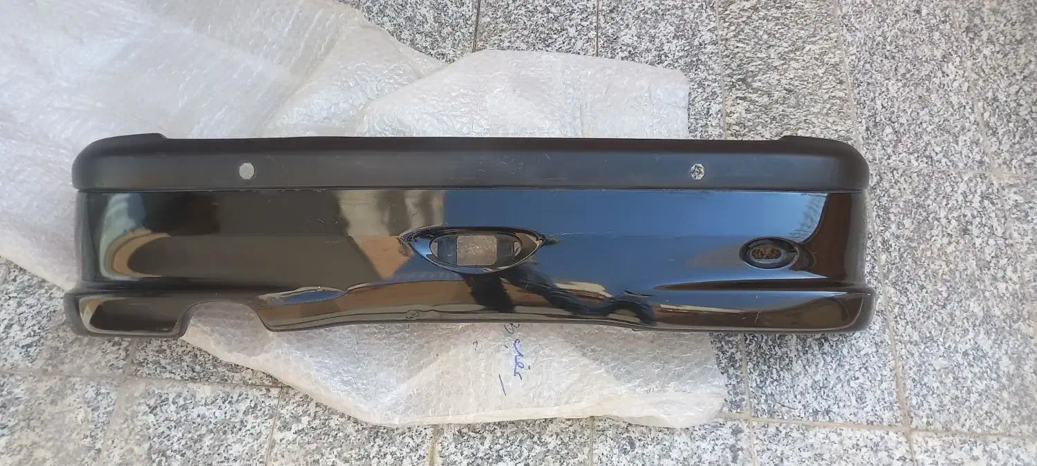 سپر عقب پژو ۲۰۶ مشکی|قطعات یدکی و لوازم جانبی|اصفهان, زوان|دیوار