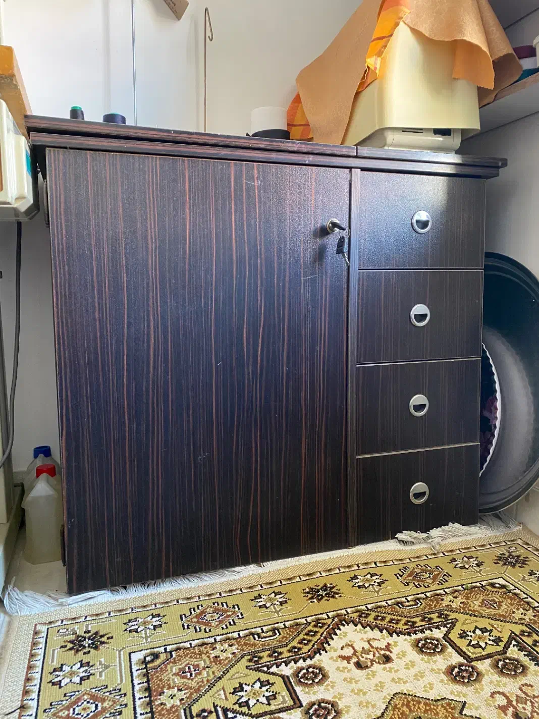 میز چرخخیاطی|لوازم خیاطی و بافتنی|رشت, شالکو|دیوار