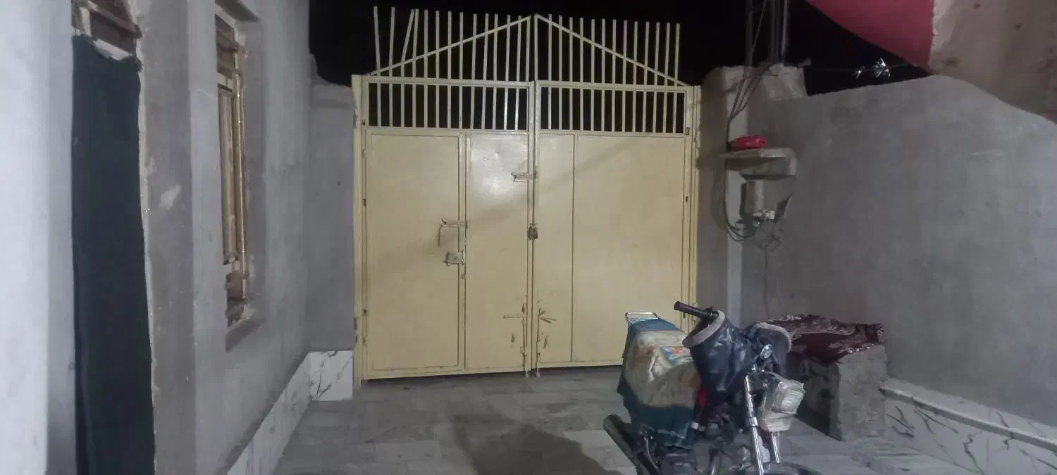 خانه هوشک میرمرادزهی ۴سرنبش سند تک برگ|فروش آپارتمان|سراوان, |دیوار