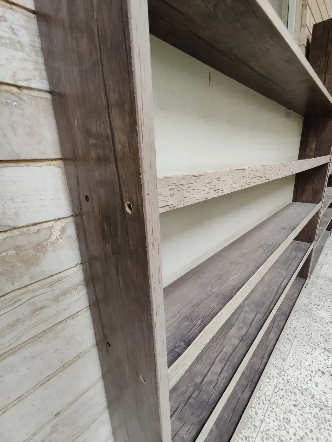 چند عدد قفسه|کتابخانه، شلف، قفسه‌های دیواری|کرج, اتحاد|دیوار