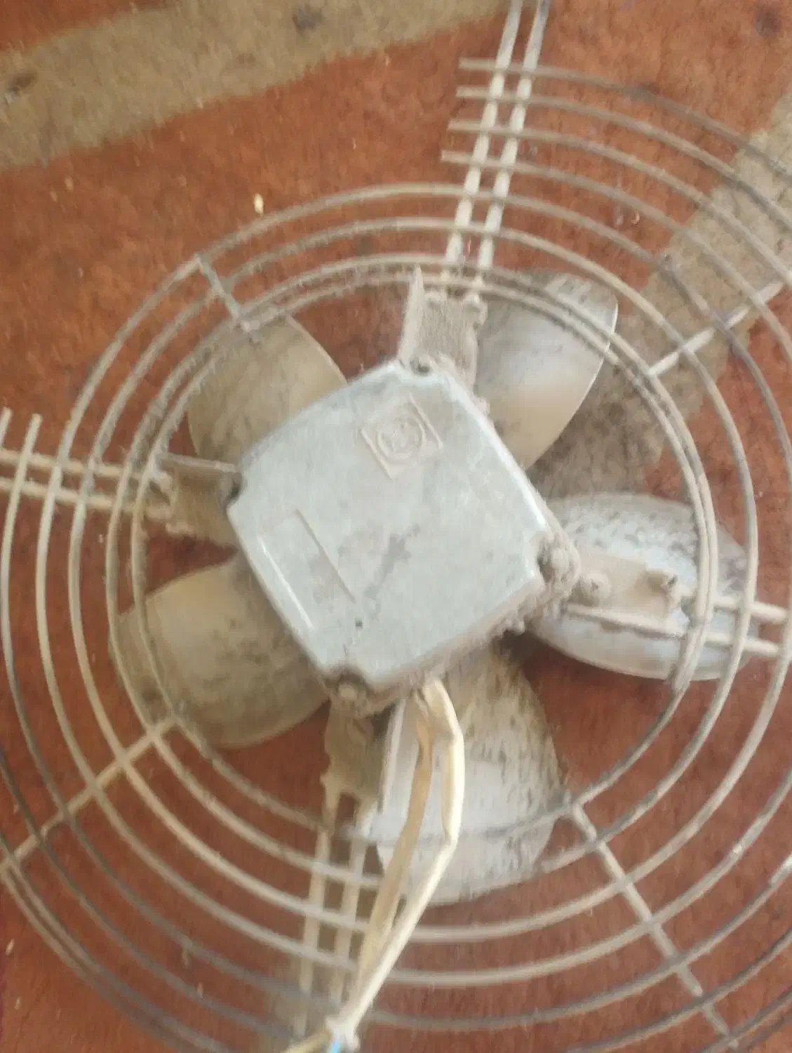 هواکش|پنکه و تصفیه‌کنندهٔ هوا|کرمان, |دیوار