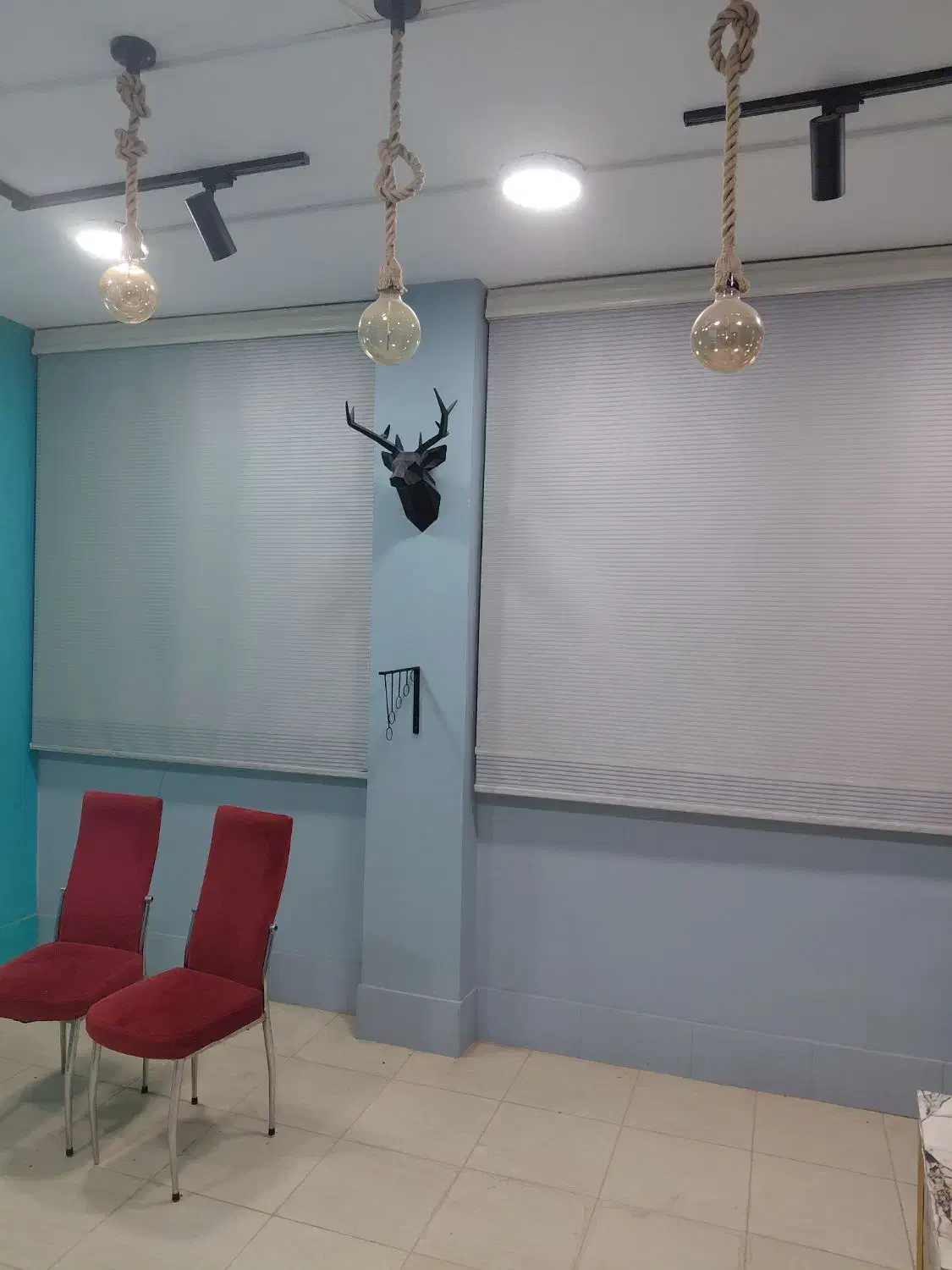 مغازه واقع در پاساژ نور ۱۷ متری مکان عالی|فروش مغازه و غرفه|بروجن, |دیوار