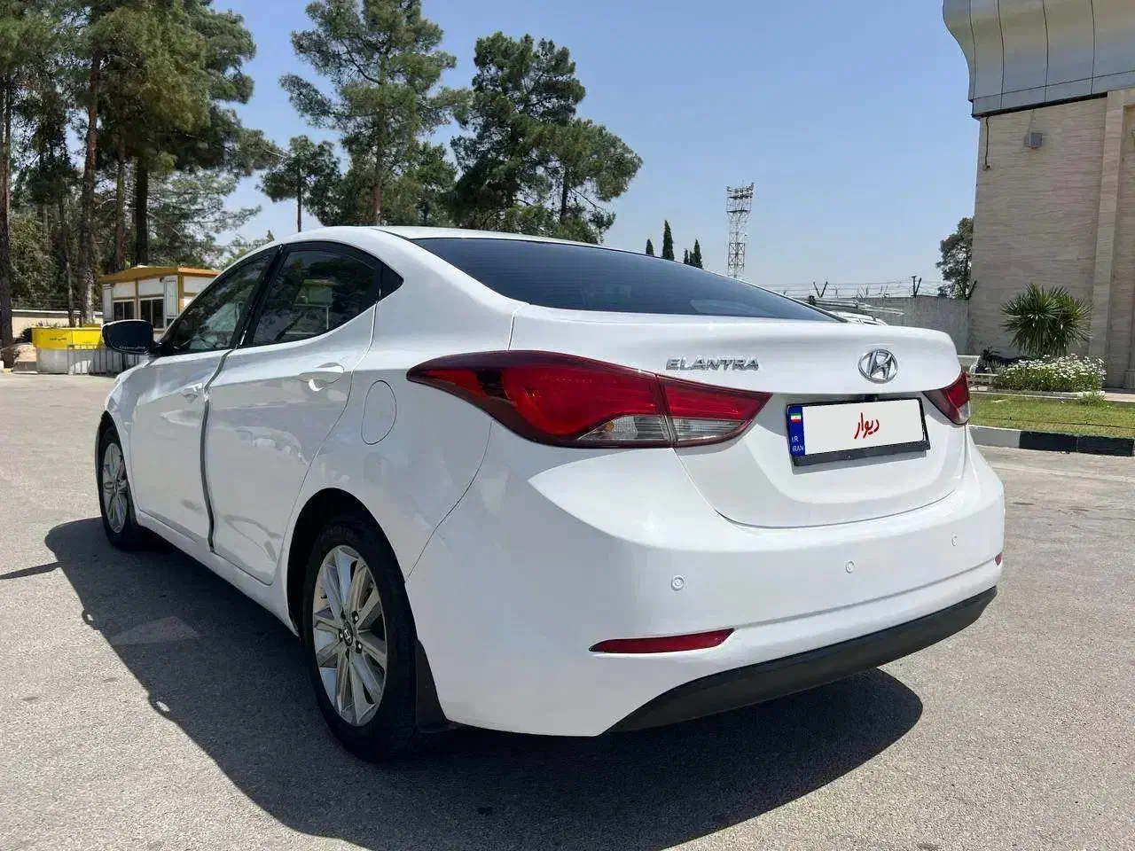 اجاره خودرو هیوندا النترا2016|خودرو اجاره‌ای|شیراز, فرودگاه شهید دستغیب شیراز|دیوار