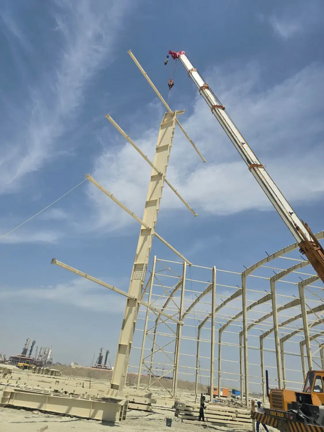 جرثقیل 50 تنی با اپراتور مجرب و مجوزدار|خدمات پیشه و مهارت|چابهار, |دیوار