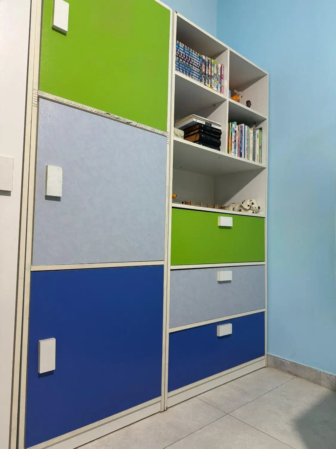 تخت خواب و کمد|تخت و سرویس خواب|رشت, گلسار|دیوار