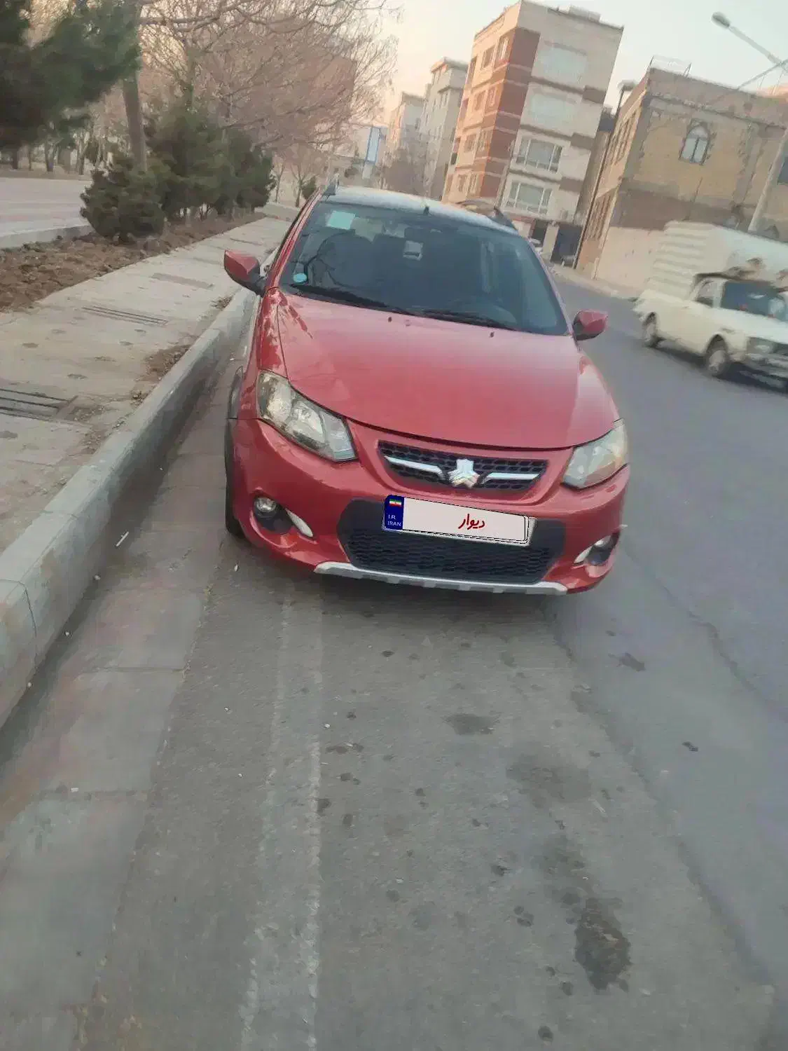 کوییک  ۱۴۰۱  R|خودرو سواری و وانت|تهران, صاحب الزمان|دیوار