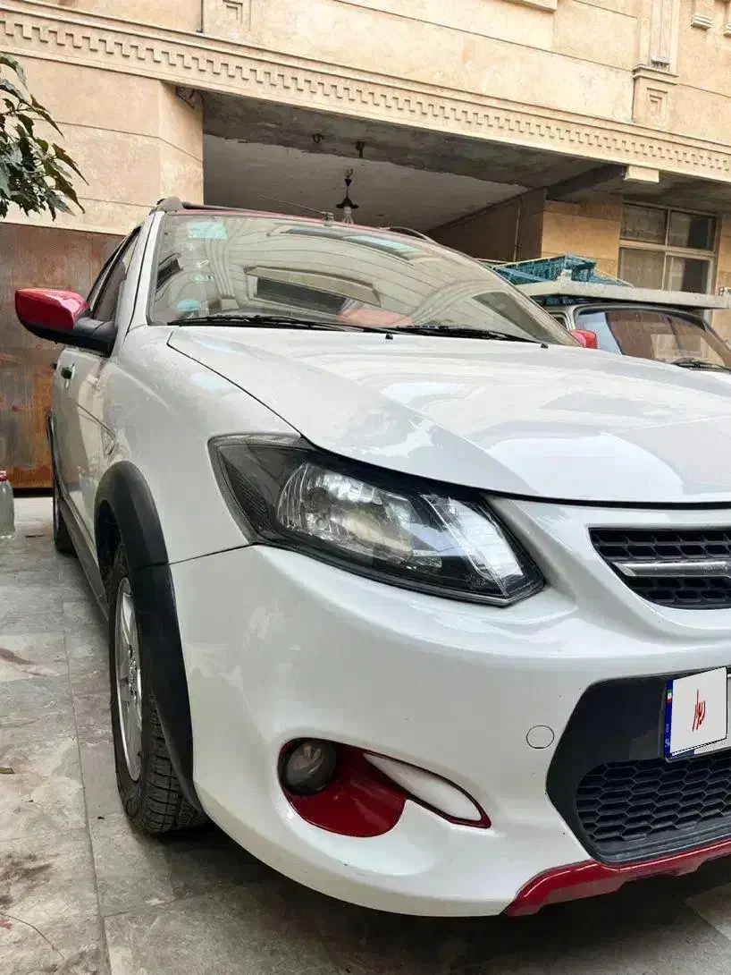 کوییک R سفید قرمز|خودرو سواری و وانت|ساری, |دیوار