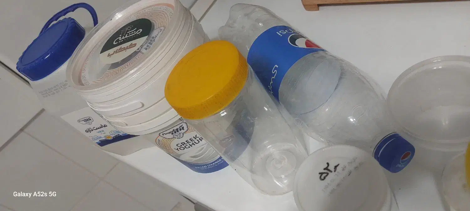 دبه ماست و گونی برنج|خوردنی و آشامیدنی|سنگر, |دیوار