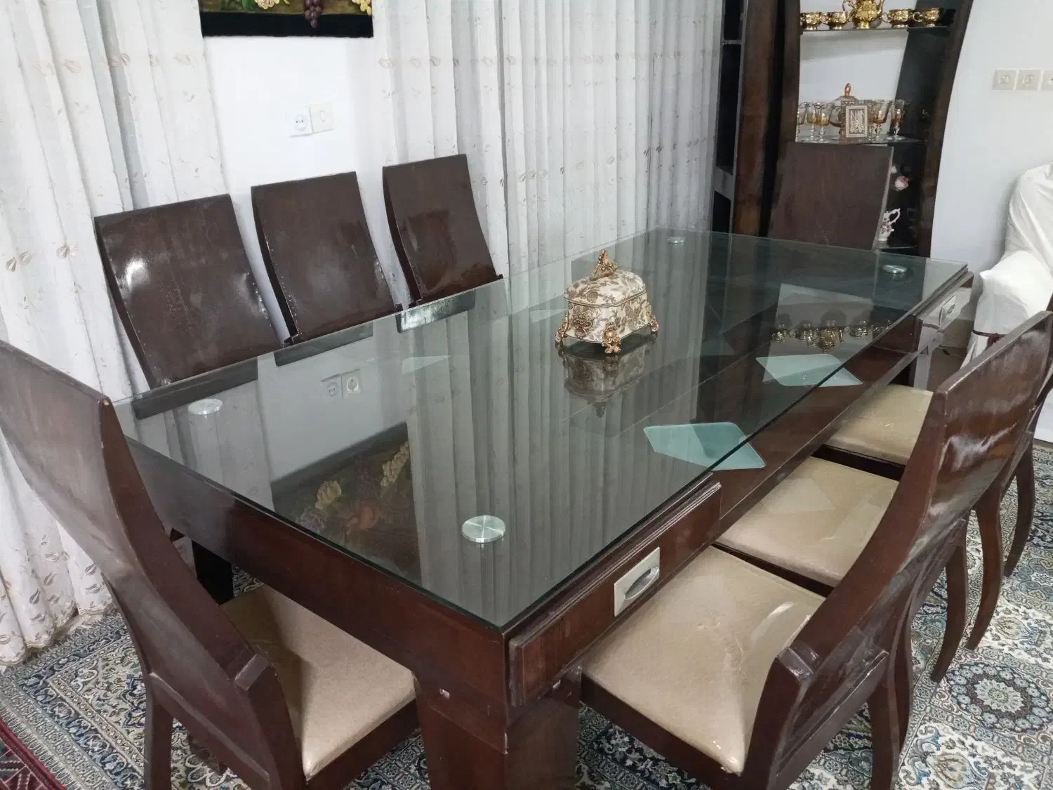 ناهارخوری ۸نفره نونو و ویترین|میز و صندلی غذاخوری|آباده, |دیوار