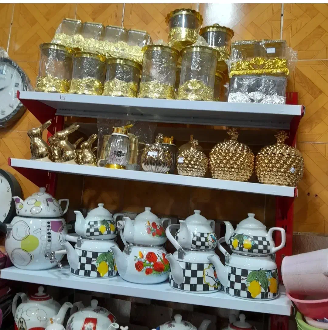 قفسه دیواری فلزی  هم جدید هم طرح قدیم موجوده|فروشگاه و مغازه|املش, |دیوار