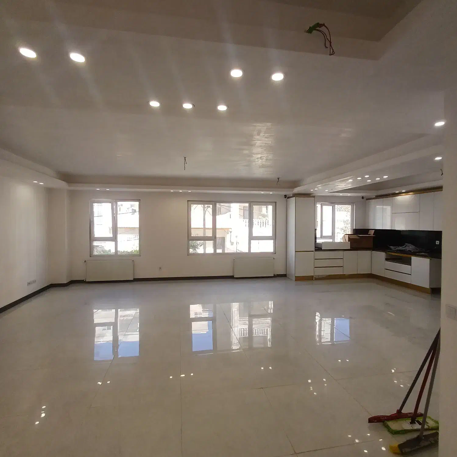 اجاره آپارتمان ۱۶۰ م ۳خواب ولیعصر بعثت هشتگرد قدیم|اجارهٔ آپارتمان|هشتگرد, شهرک ولیعصر (مصلی)|دیوار