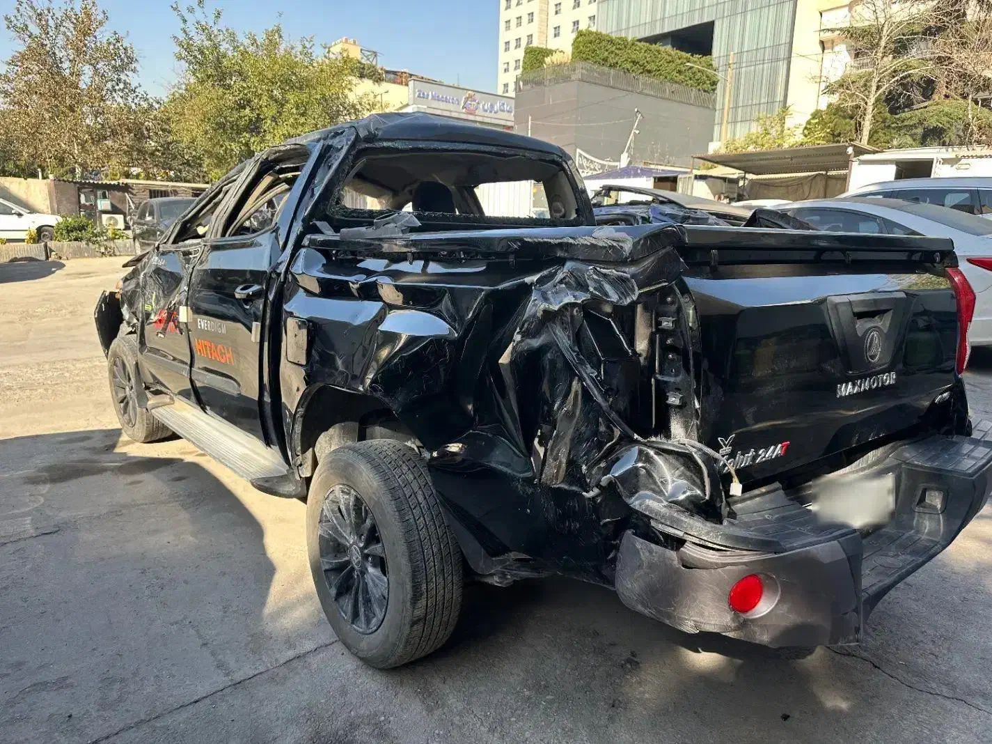 ماشین تصادفی|خودرو سواری و وانت|تهران, ونک|دیوار