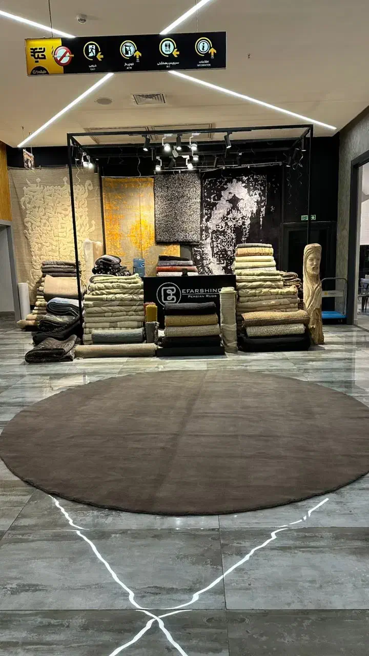 کارگر ساده جهت گالری فرش|استخدام سرایداری و نظافت|تهران, حصار بوعلی|دیوار