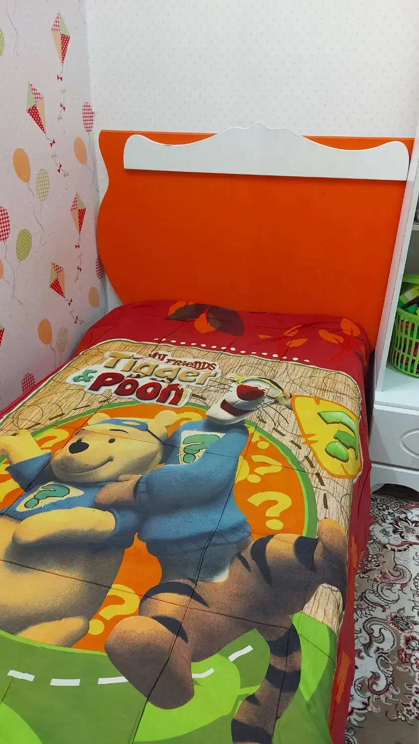 تخت و کمد کودک|تخت و سرویس خواب|بیرجند, |دیوار