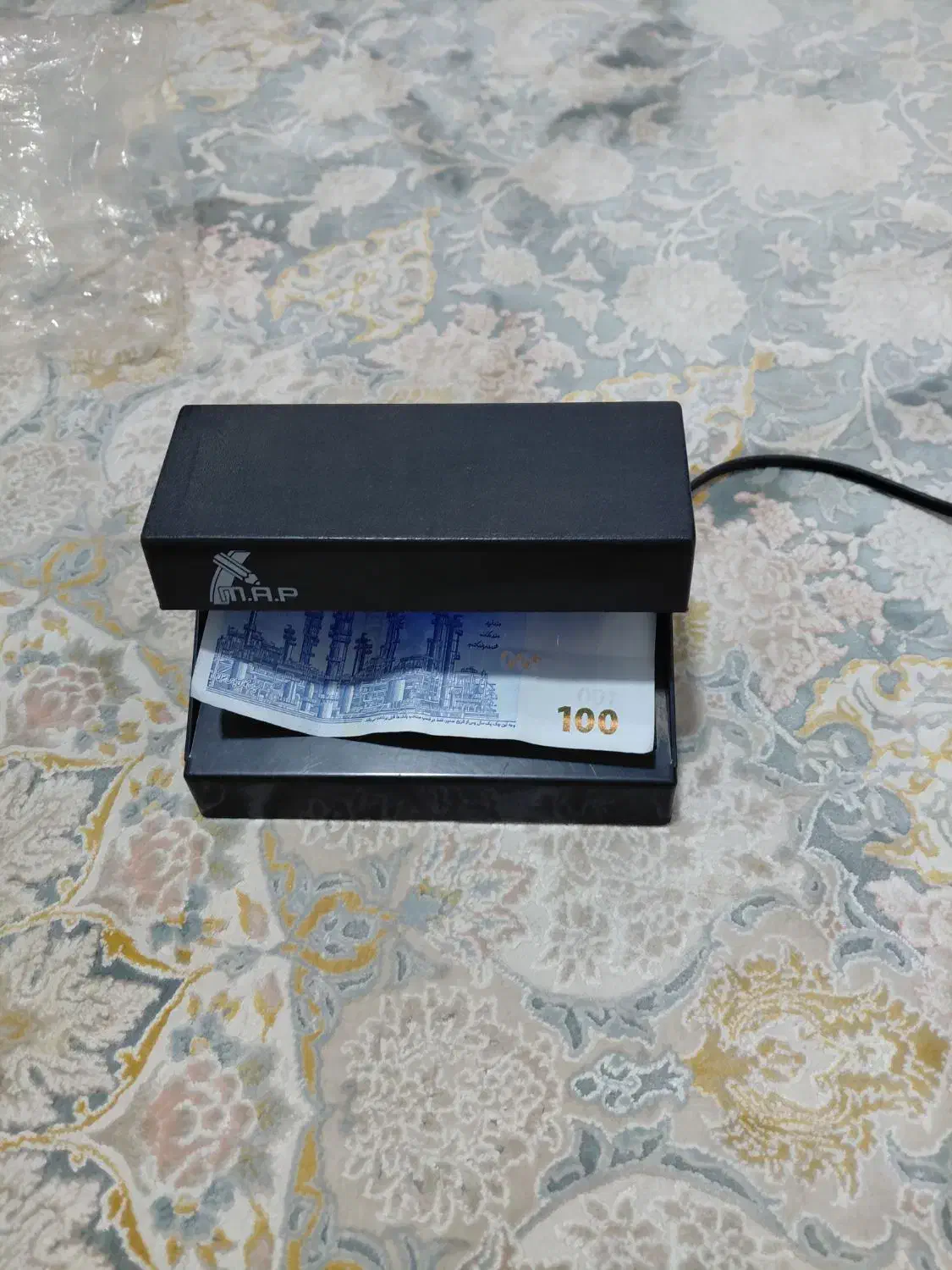 دستگاه تشخیص اسکناس|فروشگاه و مغازه|قروه, |دیوار