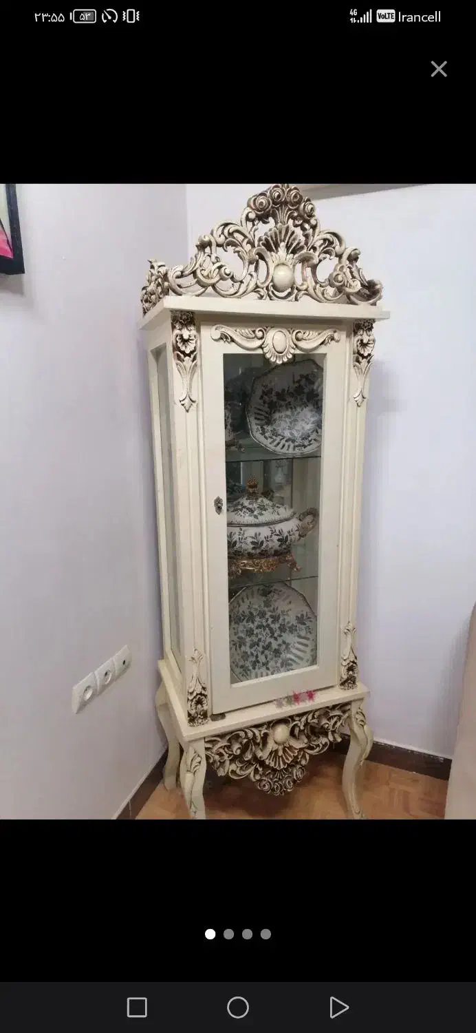 ویترین به همراه دکوری های نفیس|بوفه، ویترین، کنسول|رشت, حافظ آباد|دیوار