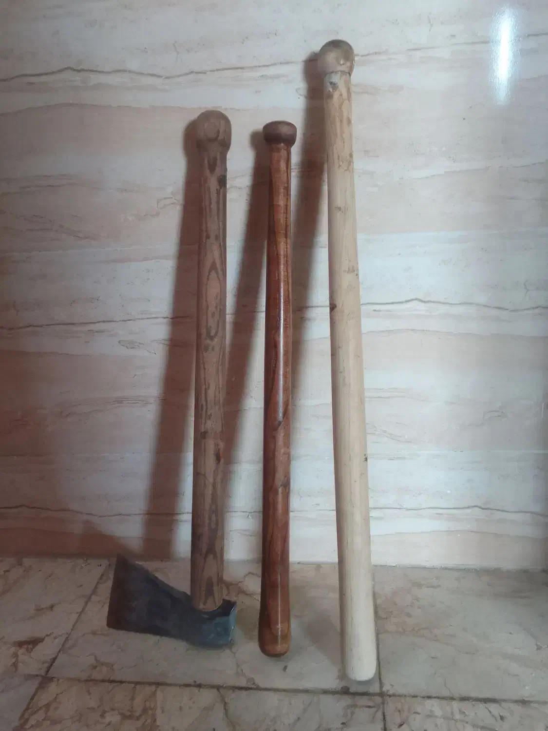 تبر|کوهنوردی و کمپینگ|اصفهان, اصفهانک|دیوار