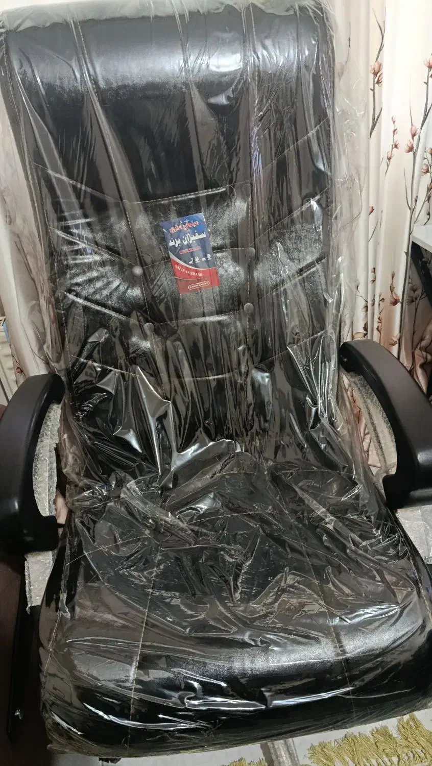 صندلی اداری|مبلمان اداری|بومهن, |دیوار