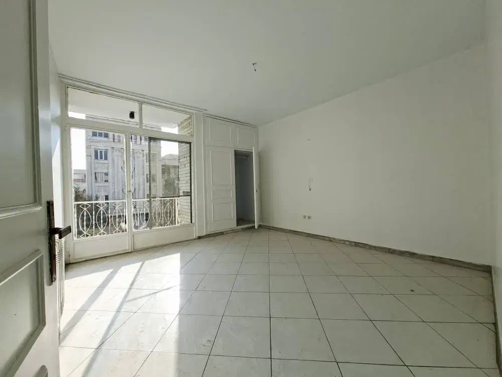 ۱۷۵ متر ۳ خواب