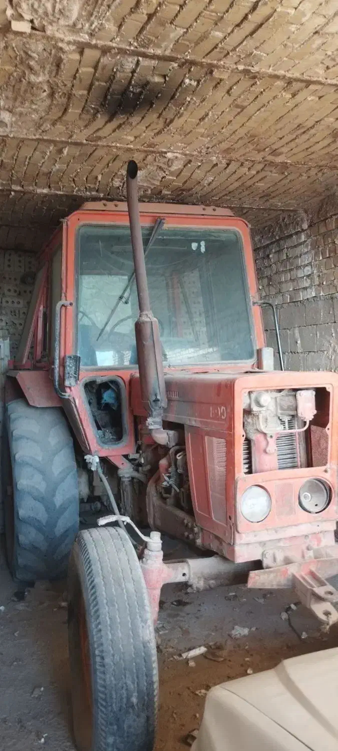 تراکتور بلاروس ۸۰۰ معاوضه|خودرو سنگین|تربتحیدریه, آسایش|دیوار