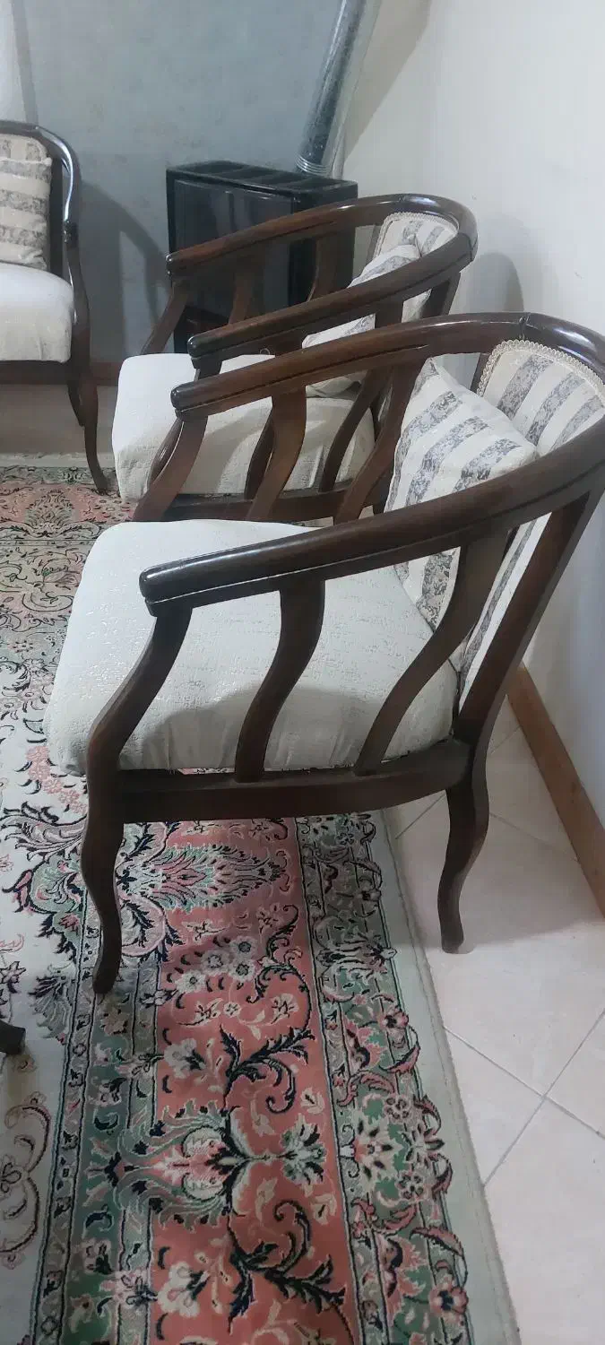 مبل بدنه چوبی|مبلمان خانگی و میز عسلی|چالوس, |دیوار