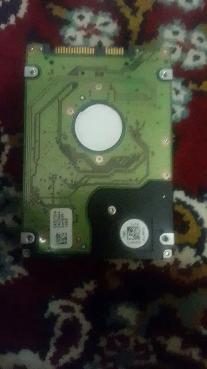 هارد هیتاچی لپتاپی ۲۵۰ گیگ و رم ۱ گیگ Kingston|قطعات و لوازم جانبی رایانه|سبزوار, مدرس|دیوار