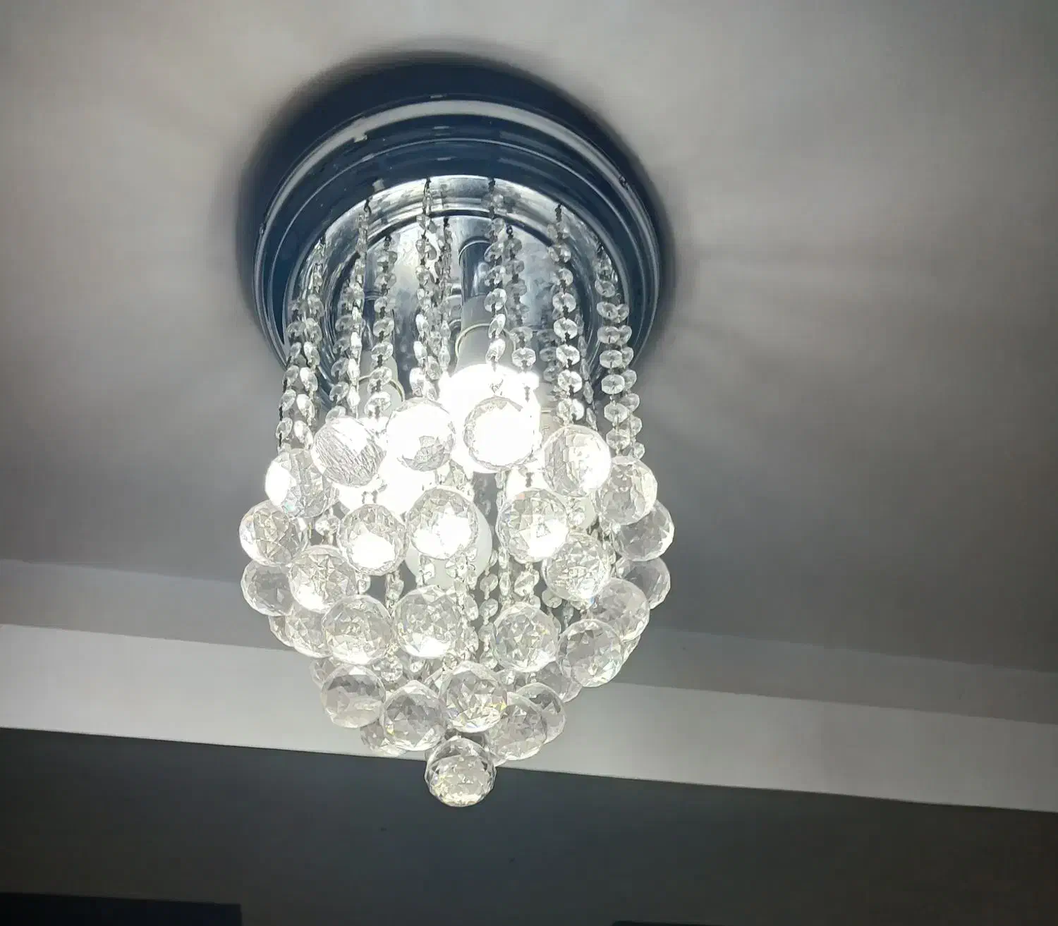 سه عدد لوستر ست کریستال|لوستر و چراغ آویز|کرج, دهقان ویلا|دیوار