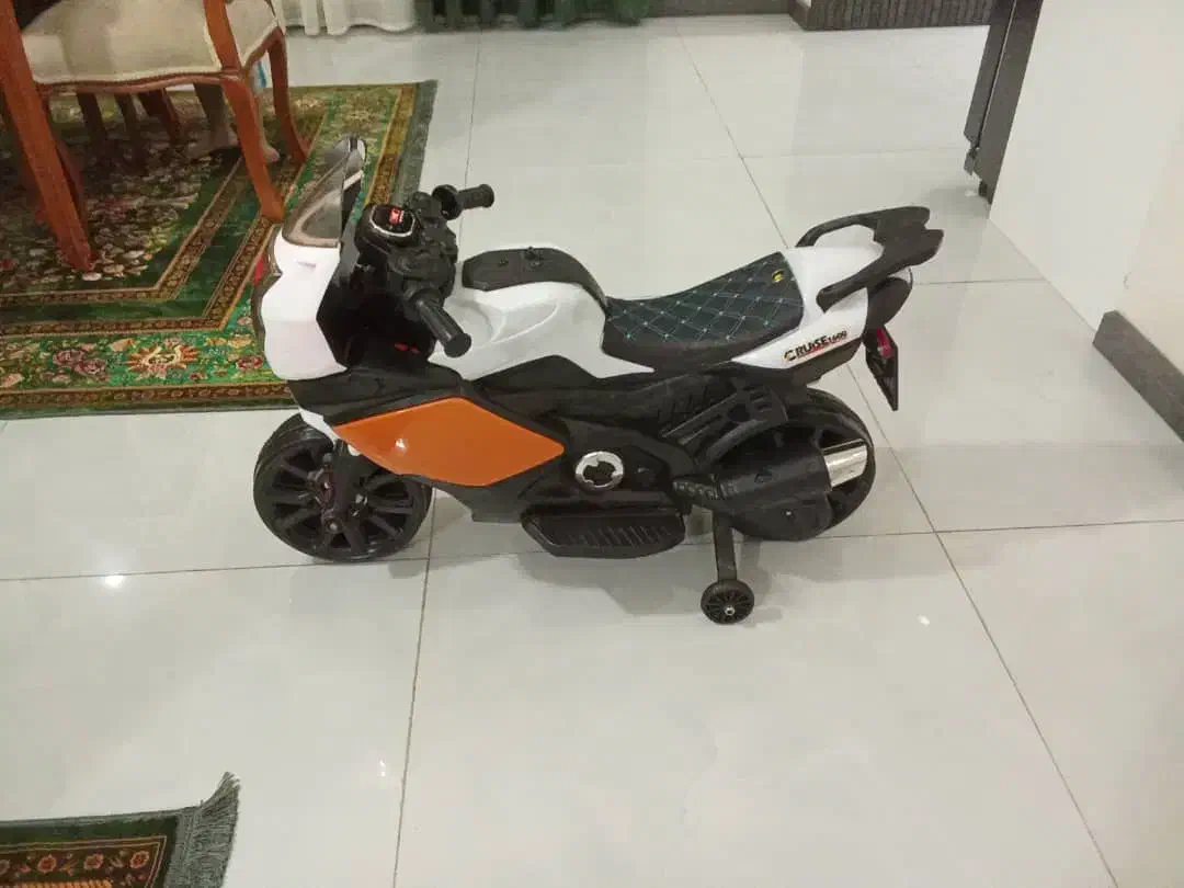 موتور شارژی|اسباببازی|پردیس, فاز ۴|دیوار