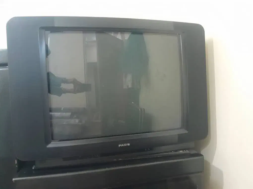 تلویزیون در حد نو|تلویزیون و پروژکتور|شیراز, شهرک والفجر|دیوار