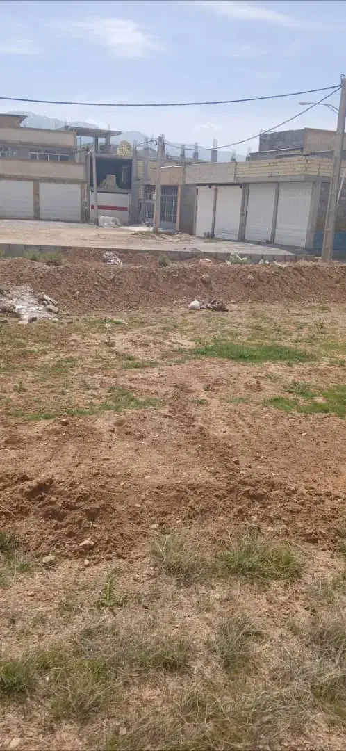 فروش یک قطعه زمین۱۵۰ متری تجاری قطب صنعتی تشنیز|فروش زمین و ملک کلنگی|کیار, |دیوار