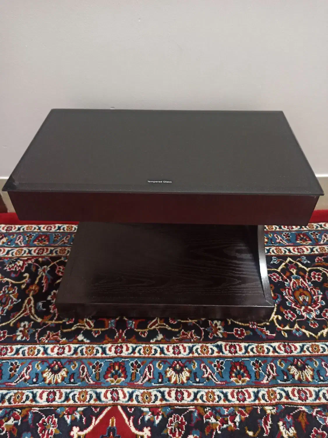 میز بزرگ و ۴عدد عسلی|مبلمان خانگی و میز عسلی|مبارکه, |دیوار