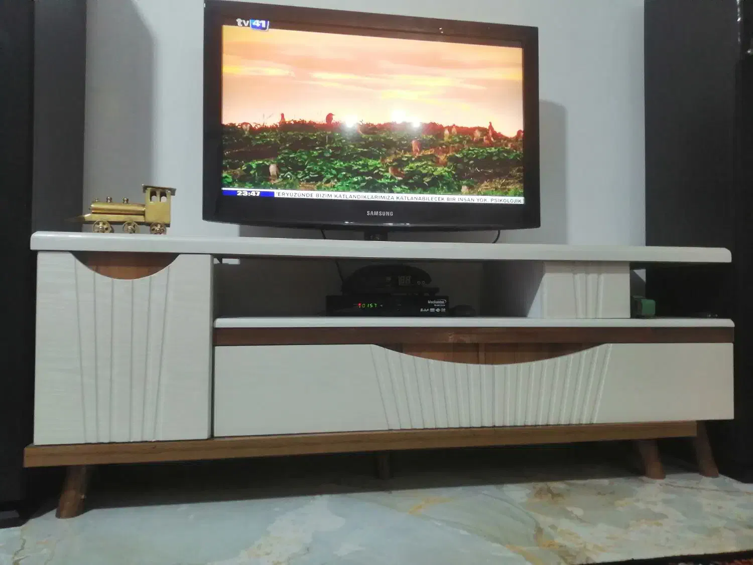 تلوزیون سامسونگ ۳۲|تلویزیون و پروژکتور|تبریز, |دیوار