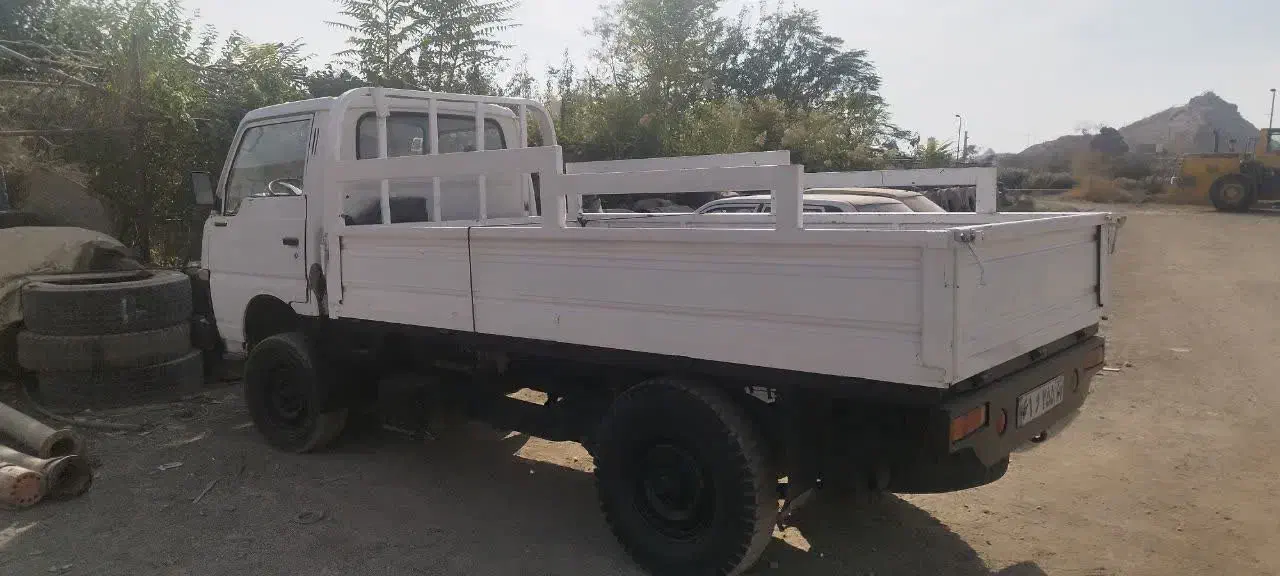 نیسان زد اف|خودرو سنگین|ری, بی‌بی شهر بانو|دیوار