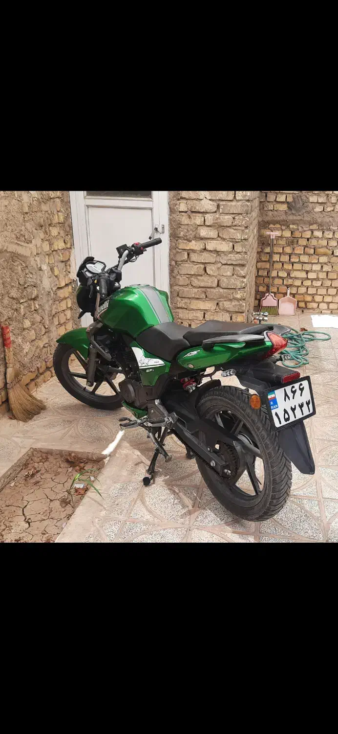 بنلی ۱۵۰|موتورسیکلت|برخوار, |دیوار