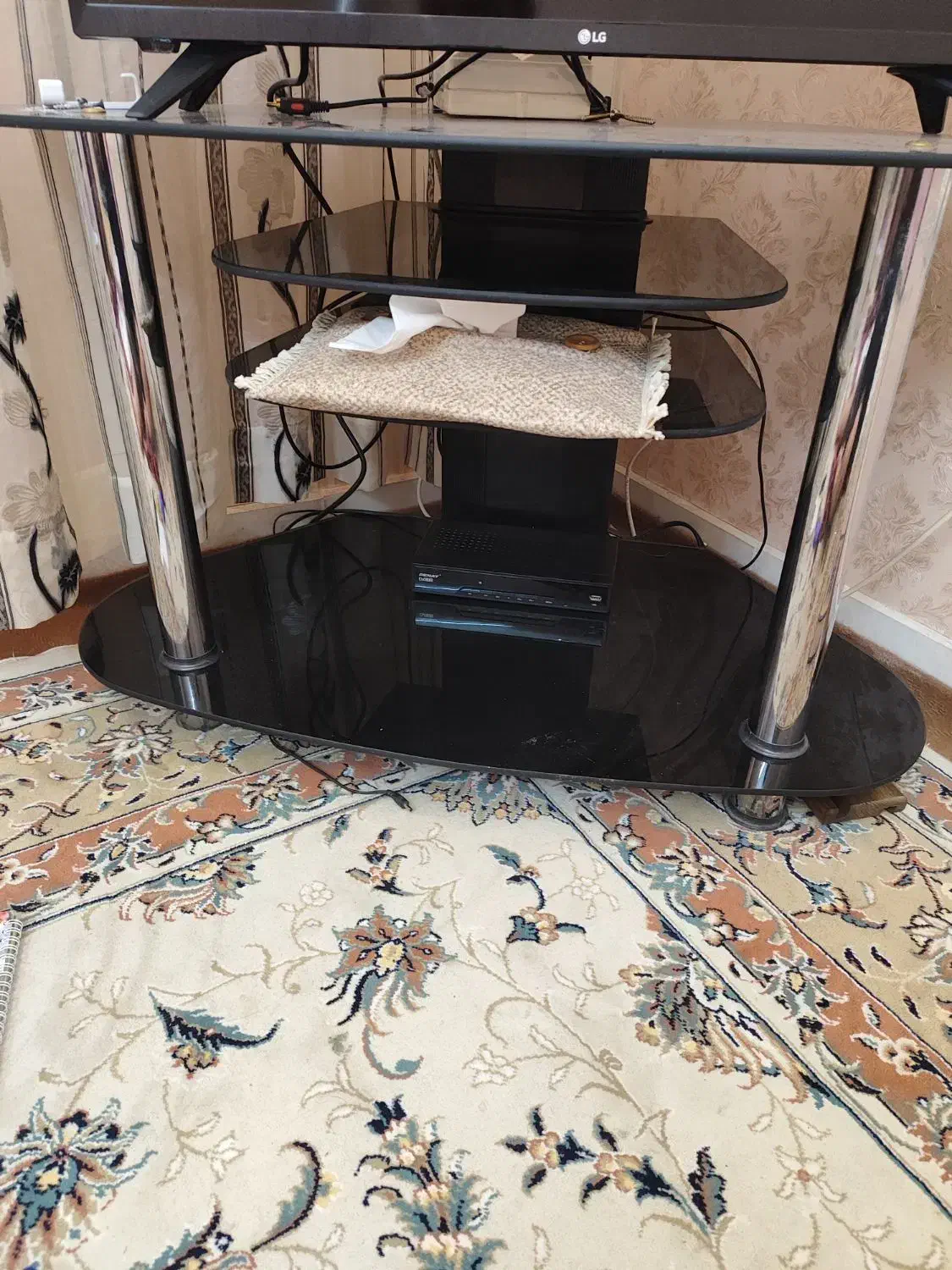 میز تلویزیون سالم|میز تلویزیون|مشهد, سرافرازان|دیوار