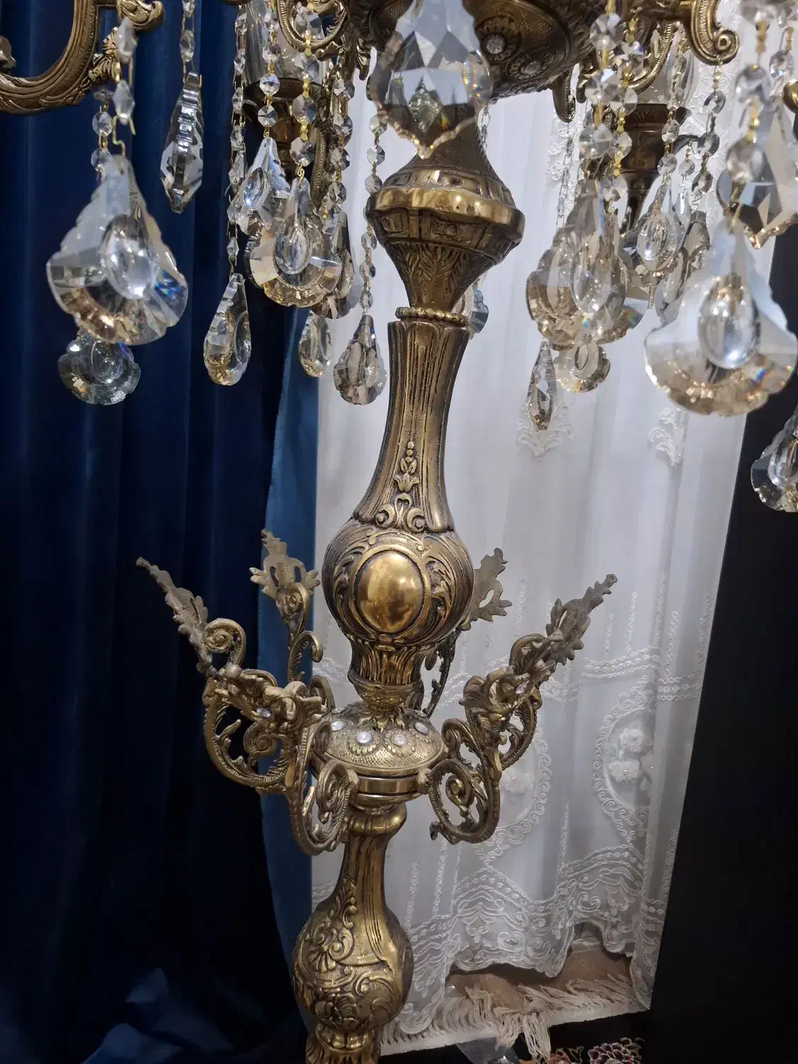 کنار سالنی|لوستر و چراغ آویز|الیگودرز, |دیوار