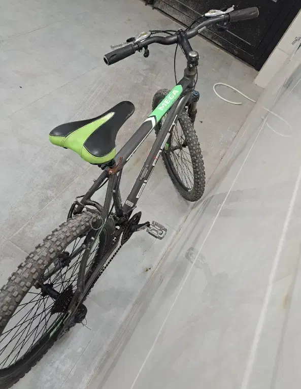 دوچرخه بلاست کوهستانی لاستیک آجدار|دوچرخه، اسکیت، اسکوتر|آران و بیدگل, |دیوار