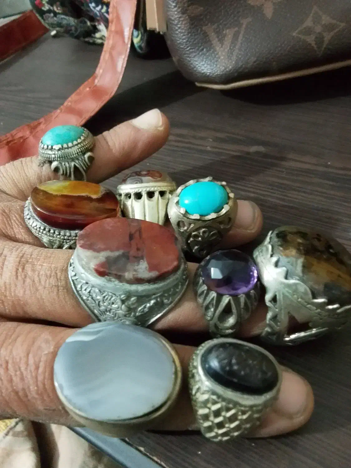 انگشترهای اصیل و تکرار ناشدنی|بدلیجات|برازجان, |دیوار