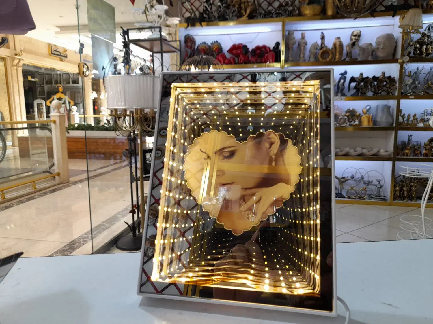 فلاسک کمپینگ متفکر مانکن آویزدار خلبان استند گلدان|کوهنوردی و کمپینگ|قم, زاویه|دیوار