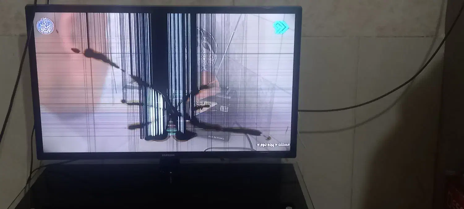 تلوزیون ال ای دی|تلویزیون و پروژکتور|قم, نیروگاه|دیوار