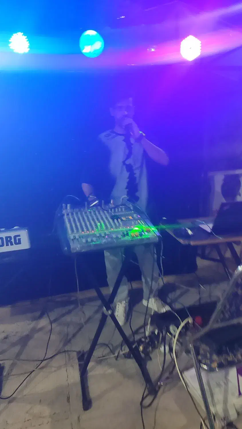 موزیک زنده و دیجی ، اجاره صوت و نور|خدمات پذیرایی، مراسم|اراک, |دیوار