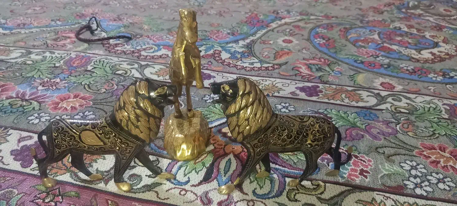 مجسمه برنجی خارجی شیر های میناکاری و اسب|مجسمه، تندیس، ماکت|چهارباغ, |دیوار