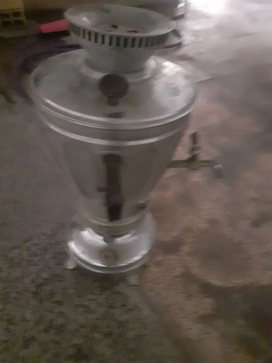 سماور نفتی عتیقه از جنس برنج|سماور، چایساز، قهوهساز|اهواز, کوروش|دیوار